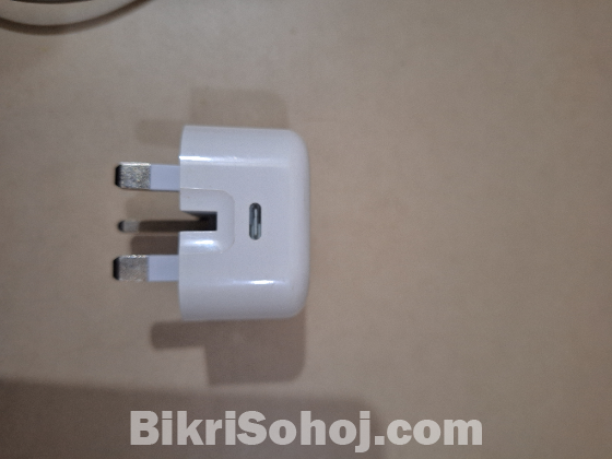 Apple 20w adapter type c